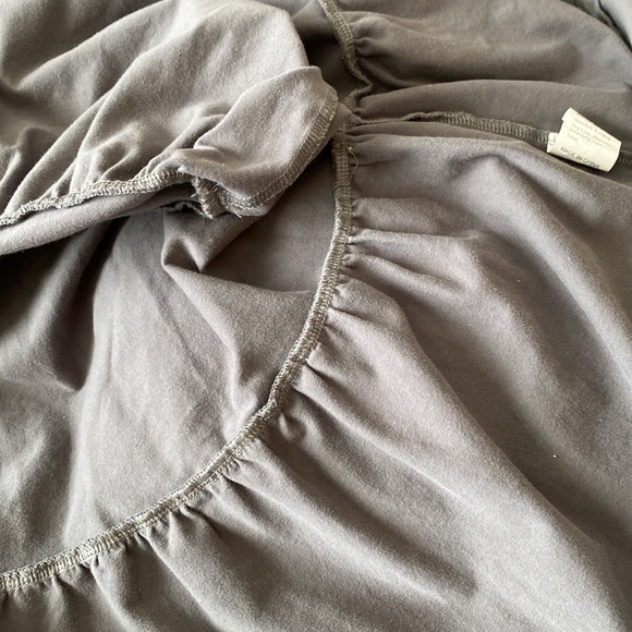 SHEIN Maternity Solid Ruffle Hem Dress - Picture 8 of 9